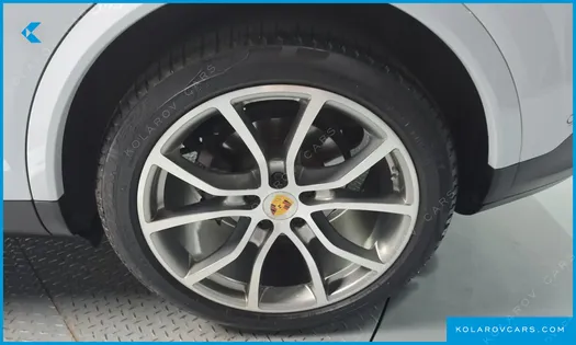 PORSCHE CAYENNE 3.0 COUPE