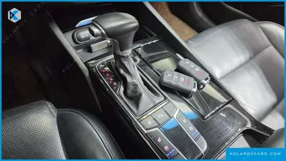 KIA K7 3.0 LPI LUXURY (RENTAL CAR)