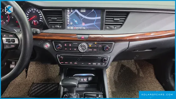 KIA K7 3.0 LPI LUXURY (RENTAL CAR)