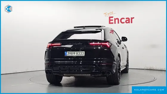 LAMBORGHINI URUS 4.0 V8