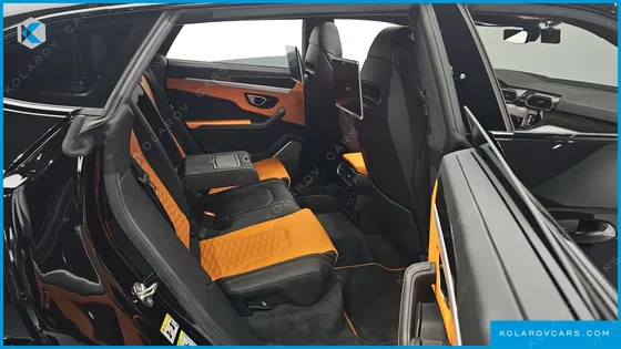 LAMBORGHINI URUS 4.0 V8
