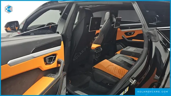 LAMBORGHINI URUS 4.0 V8