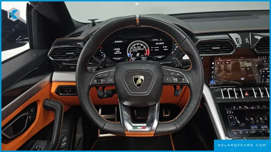 LAMBORGHINI URUS 4.0 V8