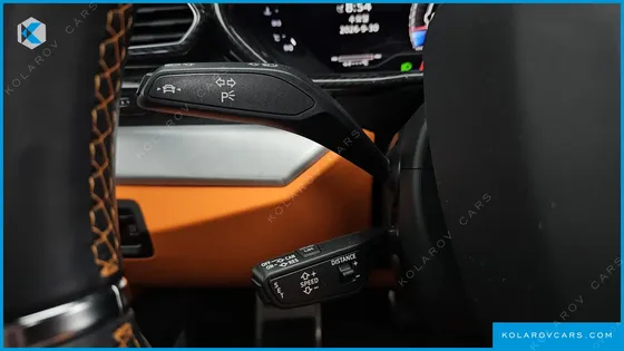 LAMBORGHINI URUS 4.0 V8