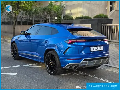LAMBORGHINI URUS 4.0 V8