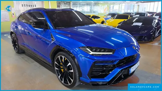 LAMBORGHINI URUS 4.0 V8