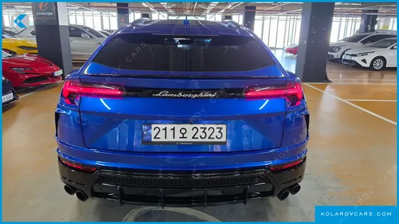 LAMBORGHINI URUS 4.0 V8