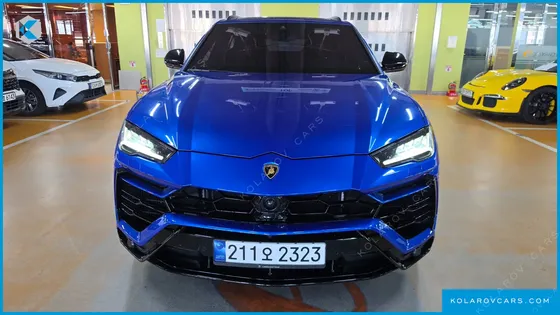 LAMBORGHINI URUS 4.0 V8