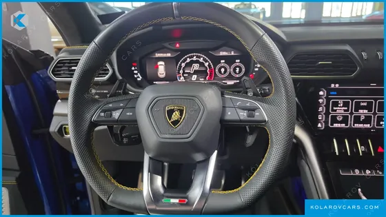 LAMBORGHINI URUS 4.0 V8