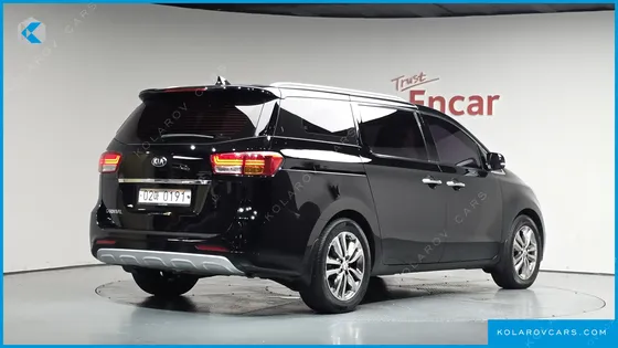 KIA CARNIVAL 9-SEATER PRESTIGE