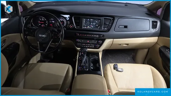 KIA CARNIVAL 9-SEATER PRESTIGE