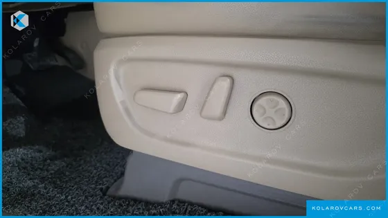 KIA CARNIVAL 9-SEATER PRESTIGE