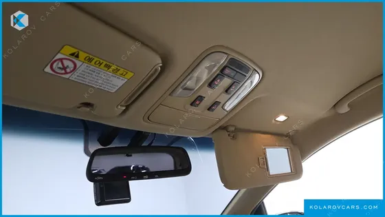 KIA CARNIVAL 9-SEATER PRESTIGE