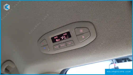 KIA CARNIVAL 9-SEATER PRESTIGE