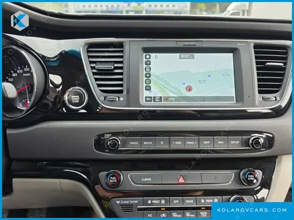KIA CARNIVAL 9-SEATER PRESTIGE