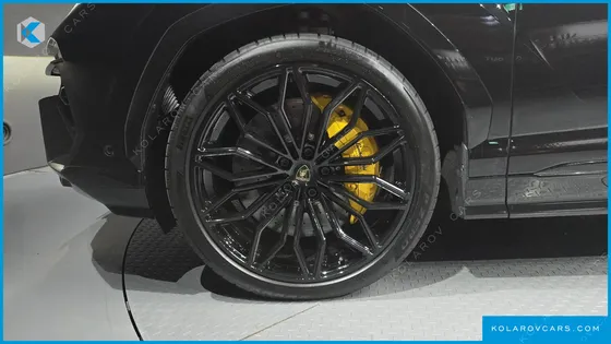 LAMBORGHINI URUS 4.0 V8 SE