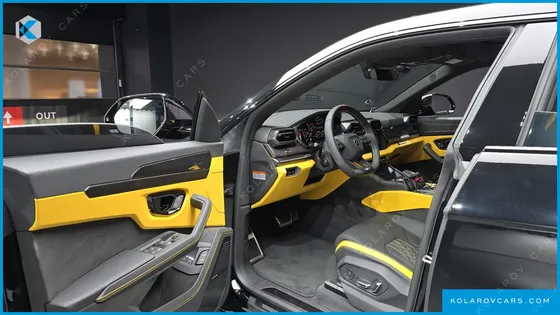LAMBORGHINI URUS 4.0 V8 SE