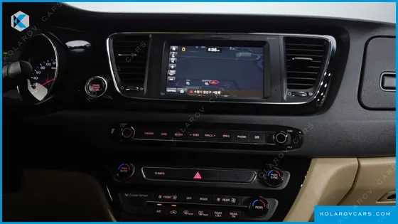 KIA CARNIVAL 9-SEATER PRESTIGE