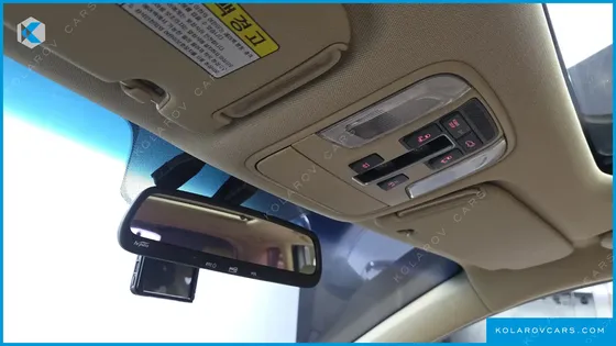 KIA CARNIVAL 9-SEATER PRESTIGE