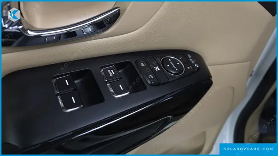 KIA CARNIVAL 9-SEATER PRESTIGE