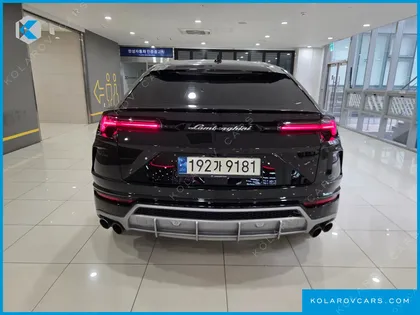 LAMBORGHINI URUS 4.0 V8