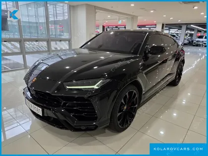 LAMBORGHINI URUS 4.0 V8