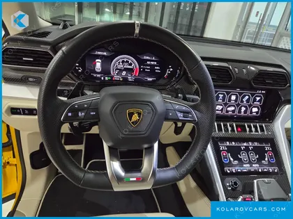 LAMBORGHINI URUS 4.0 V8