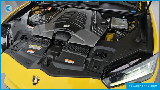 LAMBORGHINI URUS 4.0 V8