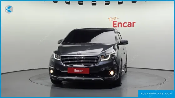 KIA CARNIVAL 9-SEATER LUXURY