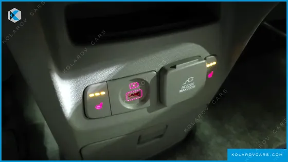 KIA CARNIVAL 9-SEATER NOBLESSE