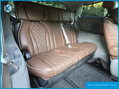 KIA CARNIVAL 9-SEATER NOBLESSE