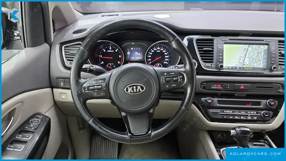 KIA CARNIVAL 9-SEATER PRESTIGE