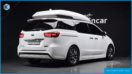 KIA CARNIVAL 9-SEATER HI-LIMOUSINE