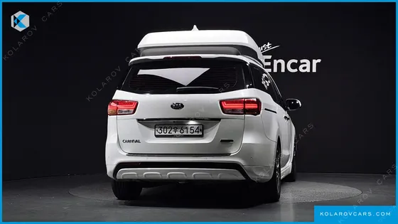 KIA CARNIVAL 9-SEATER HI-LIMOUSINE