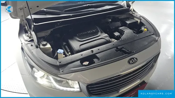 KIA CARNIVAL 9-SEATER HI-LIMOUSINE