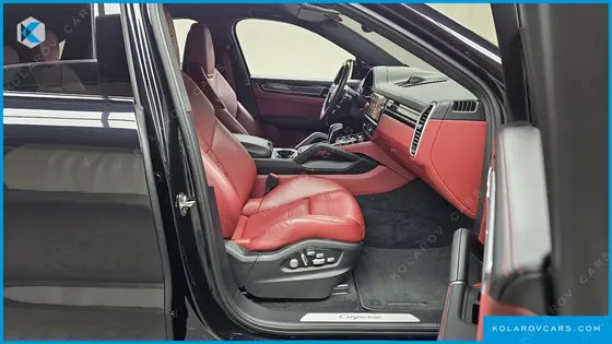 PORSCHE CAYENNE 3.0 COUPE