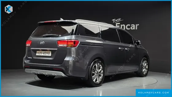 KIA CARNIVAL 9-SEATER PRESTIGE