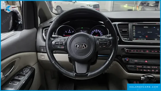 KIA CARNIVAL 9-SEATER PRESTIGE