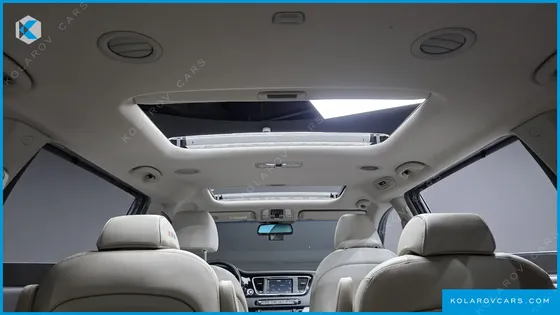 KIA CARNIVAL 9-SEATER PRESTIGE