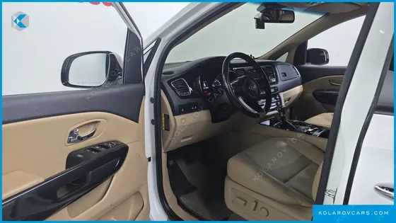 KIA CARNIVAL 9-SEATER PRESTIGE