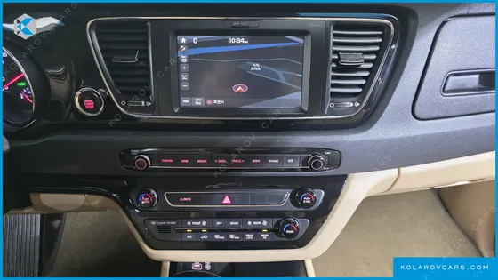 KIA CARNIVAL 9-SEATER PRESTIGE
