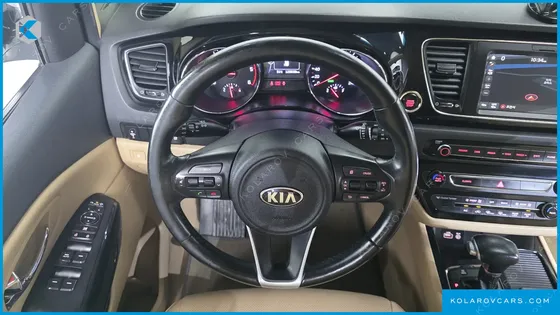 KIA CARNIVAL 9-SEATER PRESTIGE