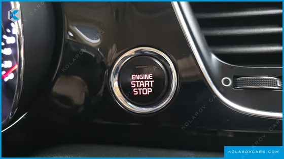 KIA CARNIVAL 9-SEATER PRESTIGE