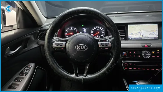 KIA K7 3.0 LPI LUXURY (RENTAL CAR)
