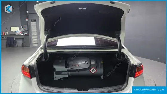 KIA K7 3.0 LPI LUXURY (RENTAL CAR)