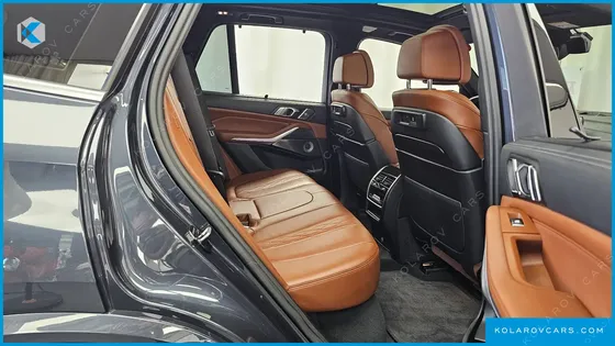 BMW X5 M50I