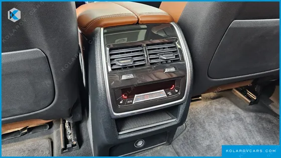 BMW X5 M50I