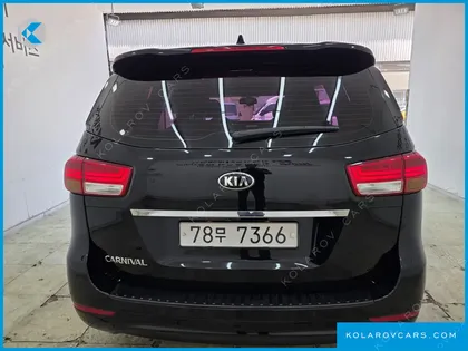 KIA CARNIVAL 11-SEATER PRESTIGE