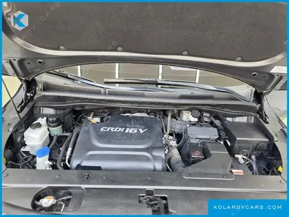 KIA CARNIVAL 11-SEATER PRESTIGE