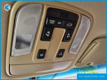 KIA CARNIVAL 11-SEATER PRESTIGE